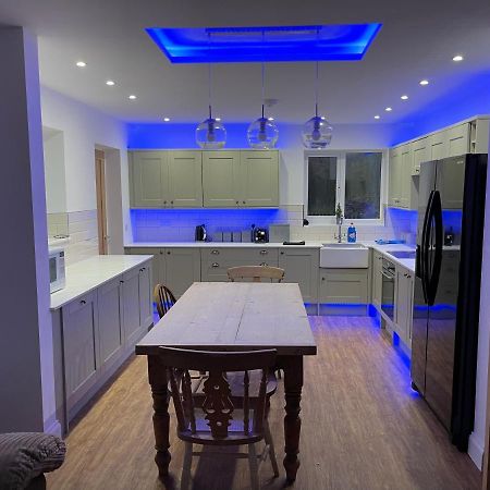 2 Bedroom Detached Bungalow With Hot Tub And Secure Garden And Parking - Pet Friendly On 7 Acres Of Land บอสตัน ภายนอก รูปภาพ